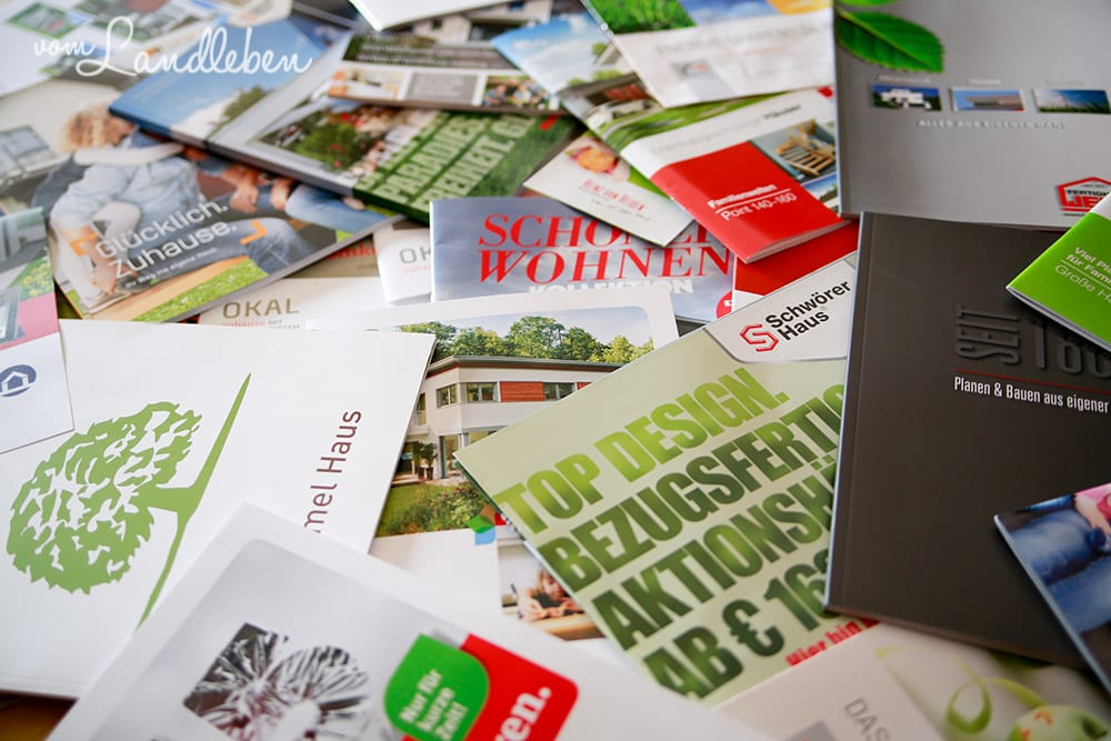 Prospekte verschiedener Fertighaus-Hersteller - Qual der Wahl