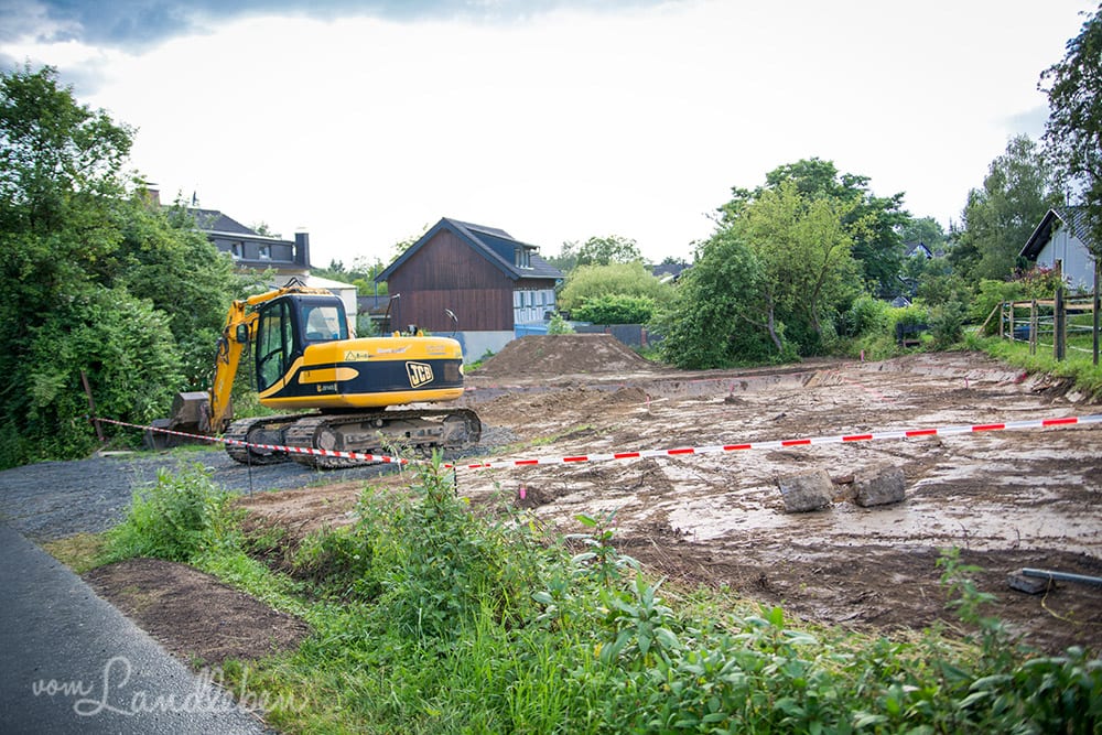 Erdarbeiten - Baugrube - Juli 2016