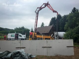 Kellerbau mit glatthaar