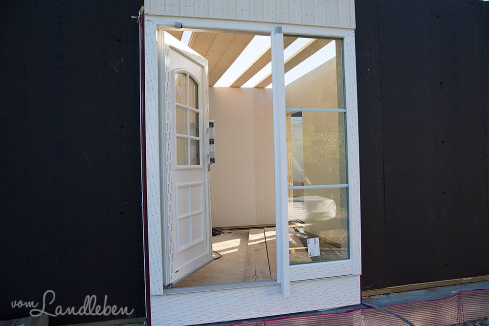 Die Haustür von außen