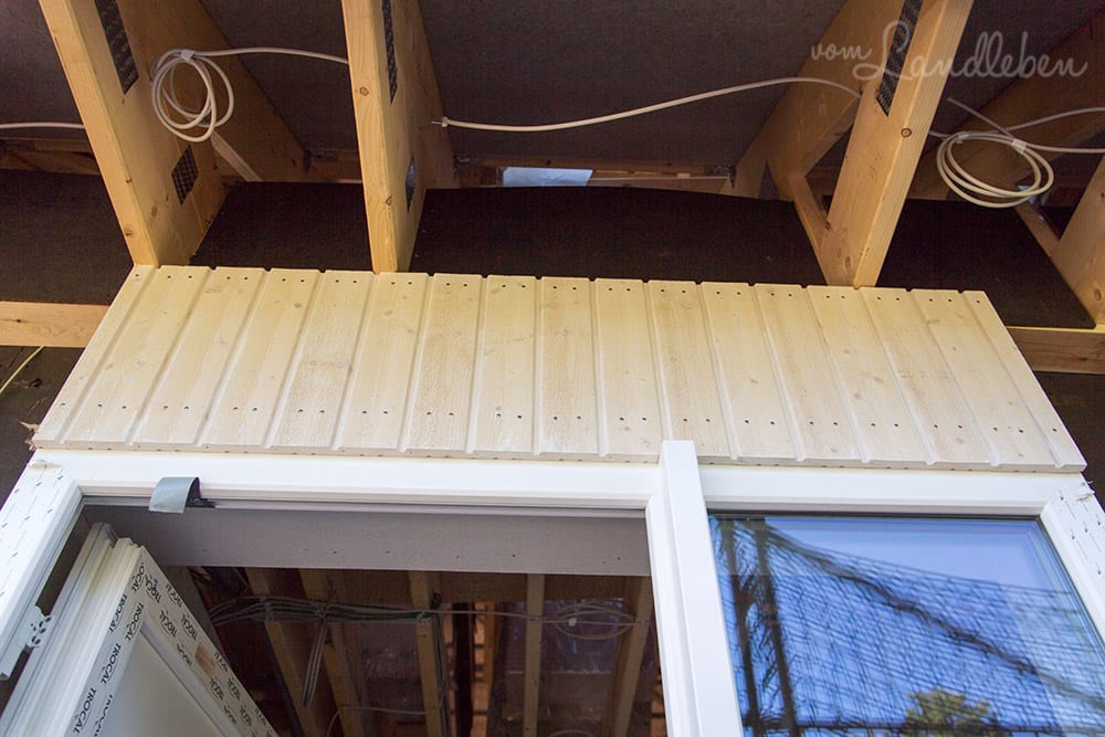 Der Türsturz über der Haustür