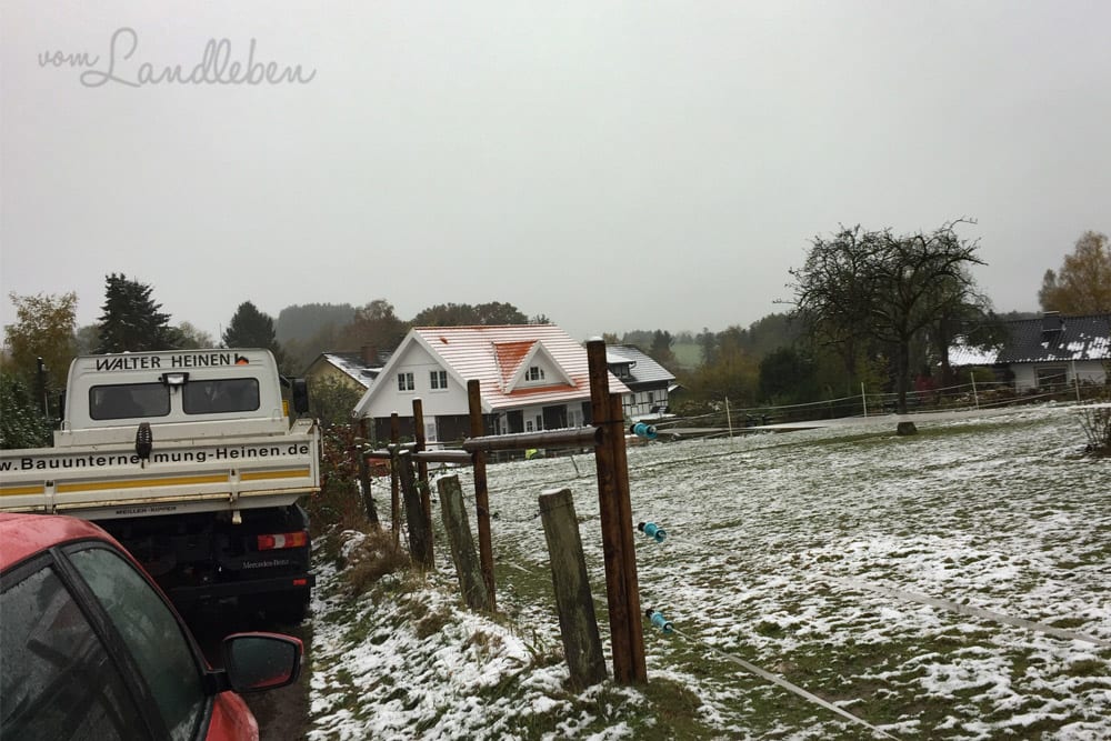 Der erste Schnee auf unserem Dach