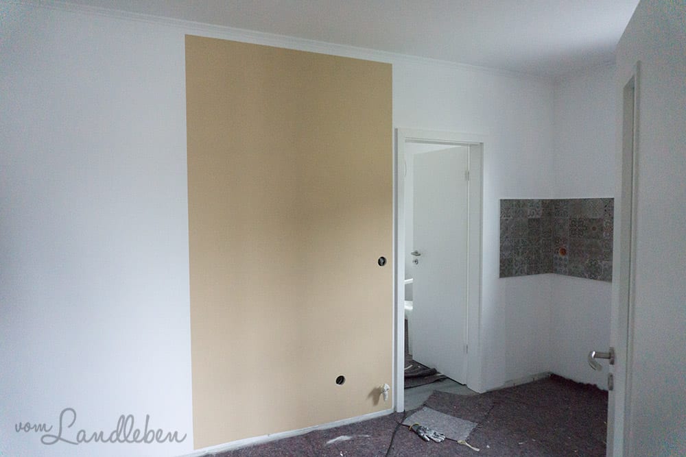 Hausbau mit Danhaus: Tapezieren & Streichen