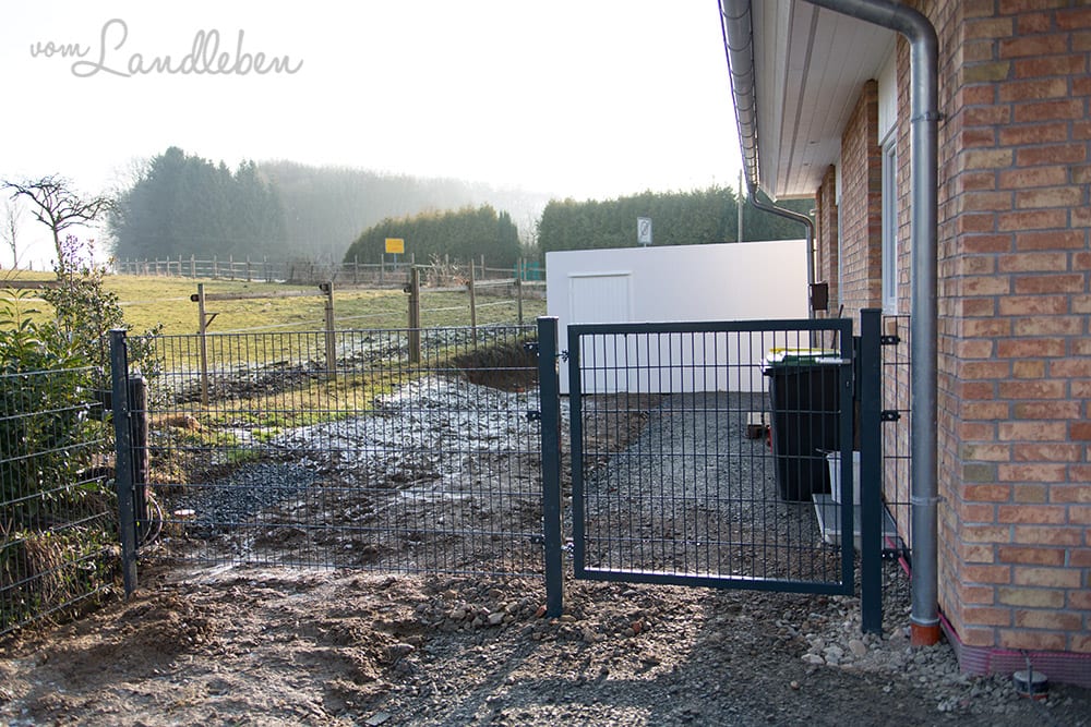 Gartenzaun um unser Danhaus: Doppelstabmattenzaun in Anthrazit