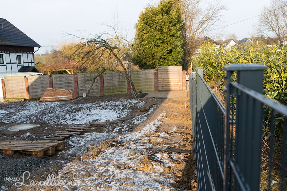 Gartenzaun um unser Danhaus: Doppelstabmattenzaun in Anthrazit