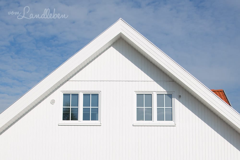 Danhaus: Satinovo-Glas und Sprossenfenster