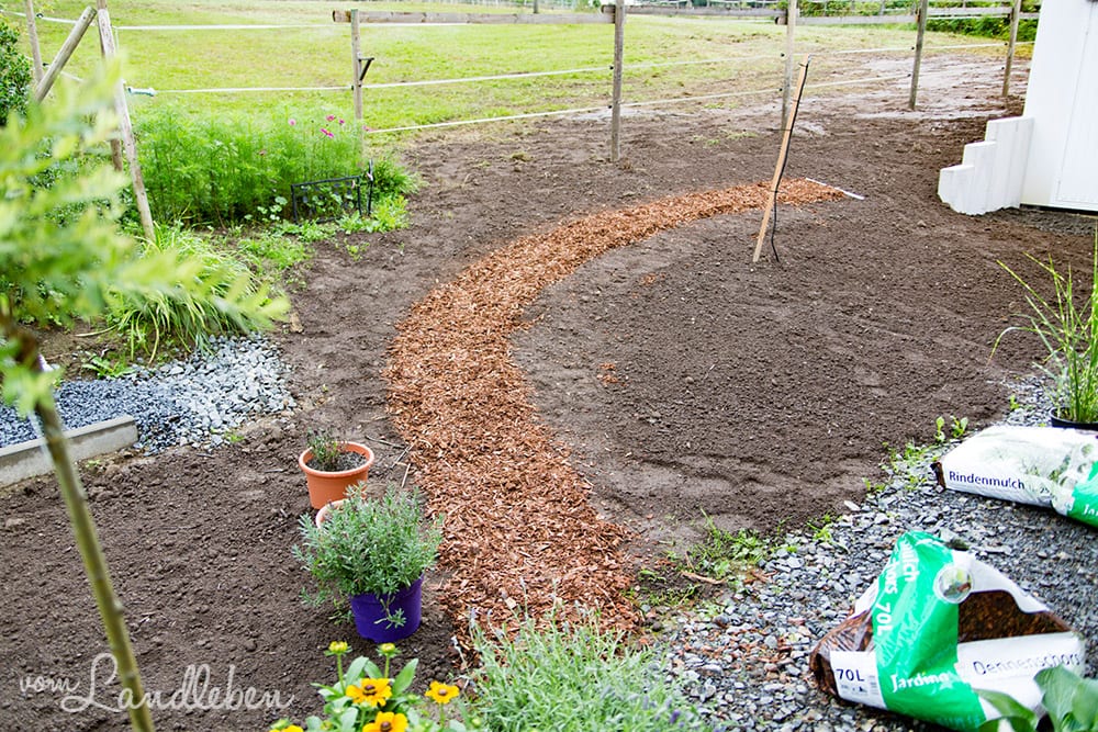 Der Mittelgarten entsteht