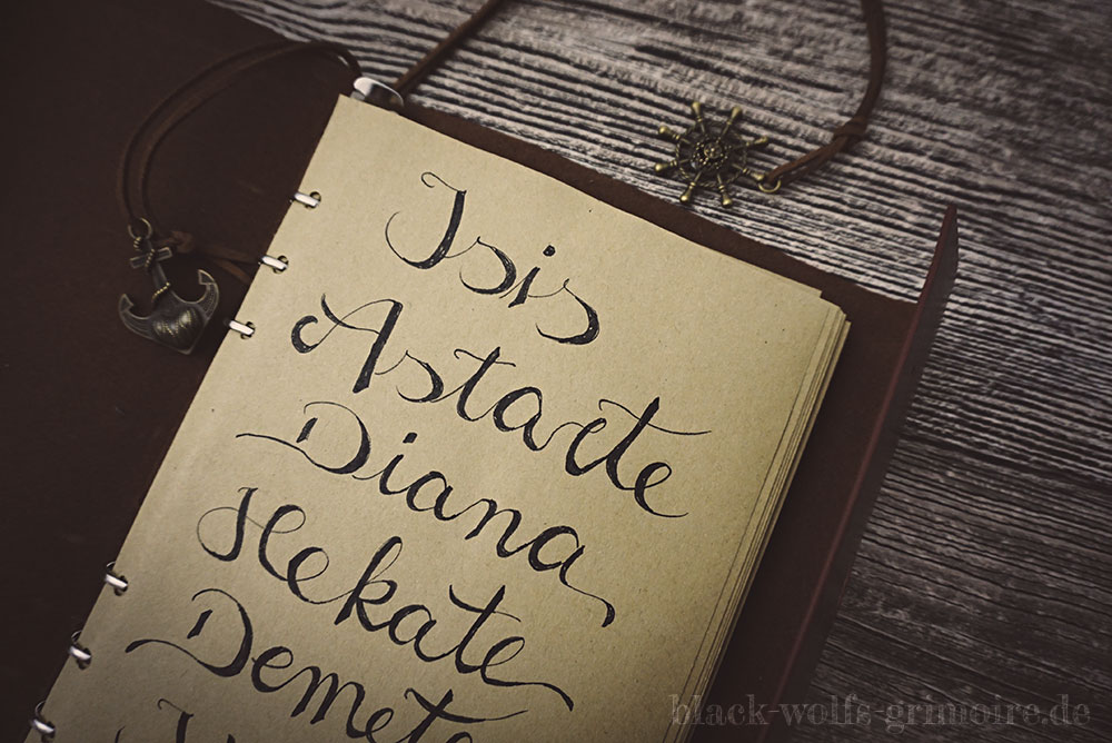 Grimoire / Buch der Schatten / Book of Shadows