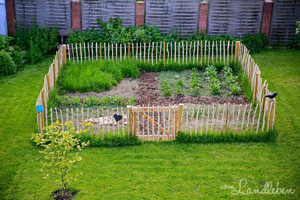 Bauerngarten im Mai 2019