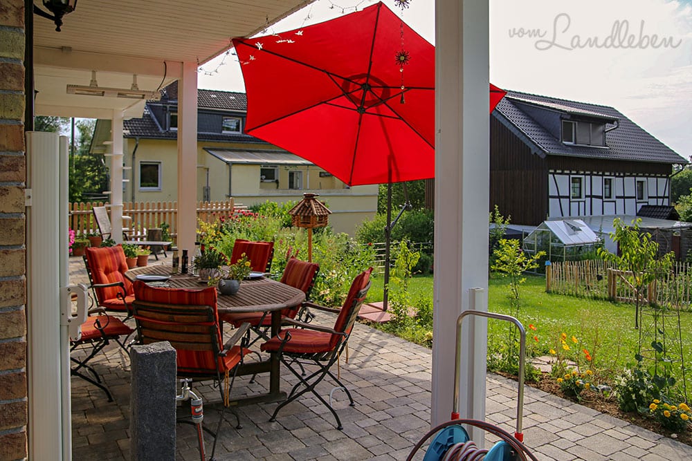 Unser Danhaus - Terrasse im Juli 2019