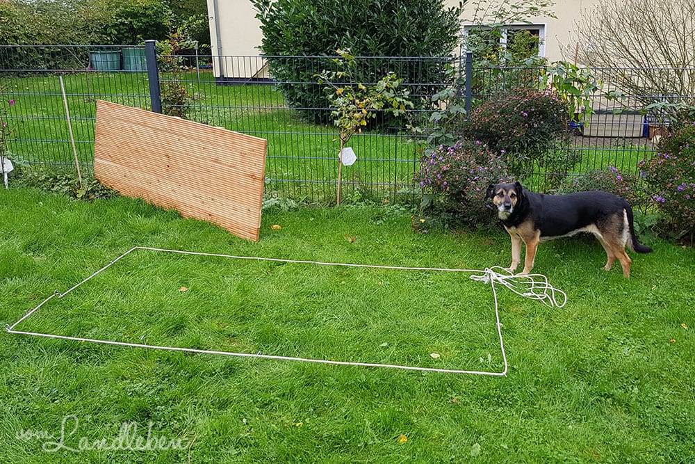 Standort der Hochbeete markieren