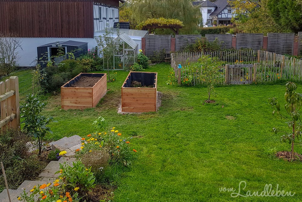 Hinten im Garten - Oktober 2019