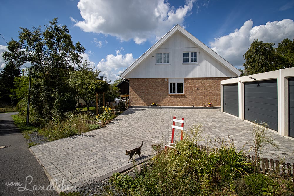 Vorgarten im August 2020