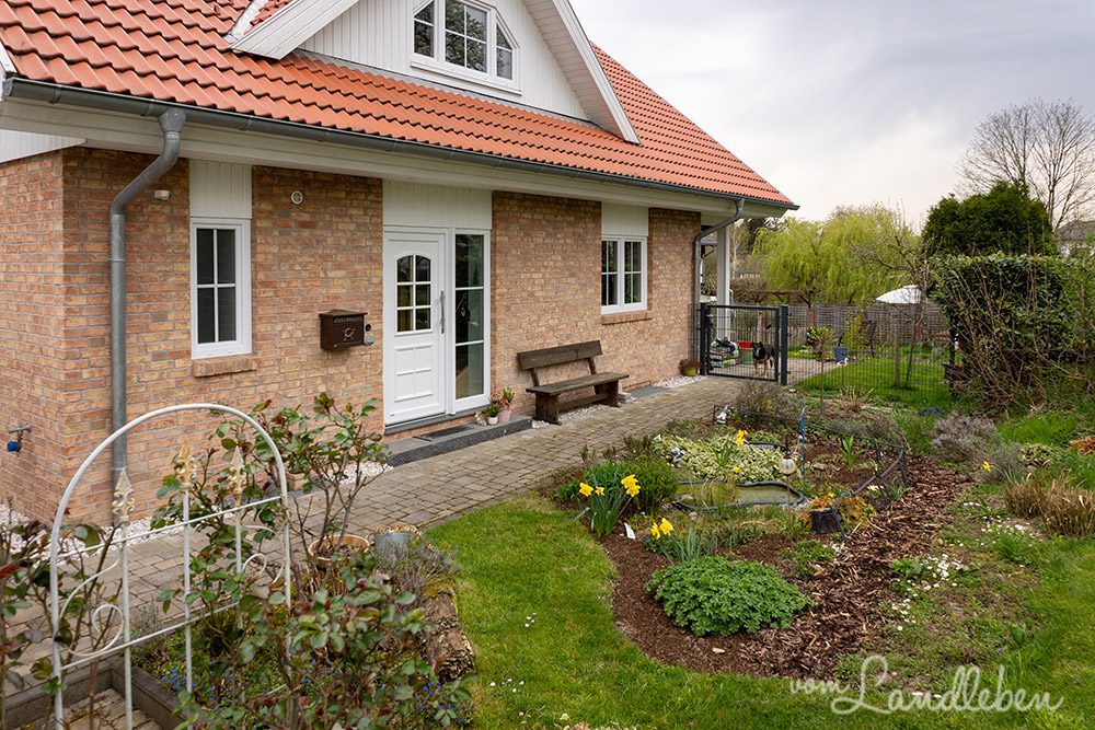 Mittelgarten im April 2022