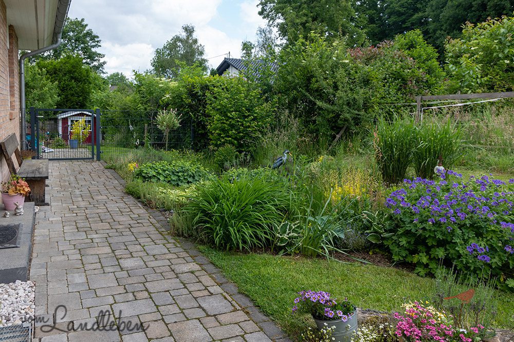 Mittelgarten im Mai 2022