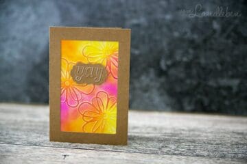 Selbstgebastelte Karte mit Blumen