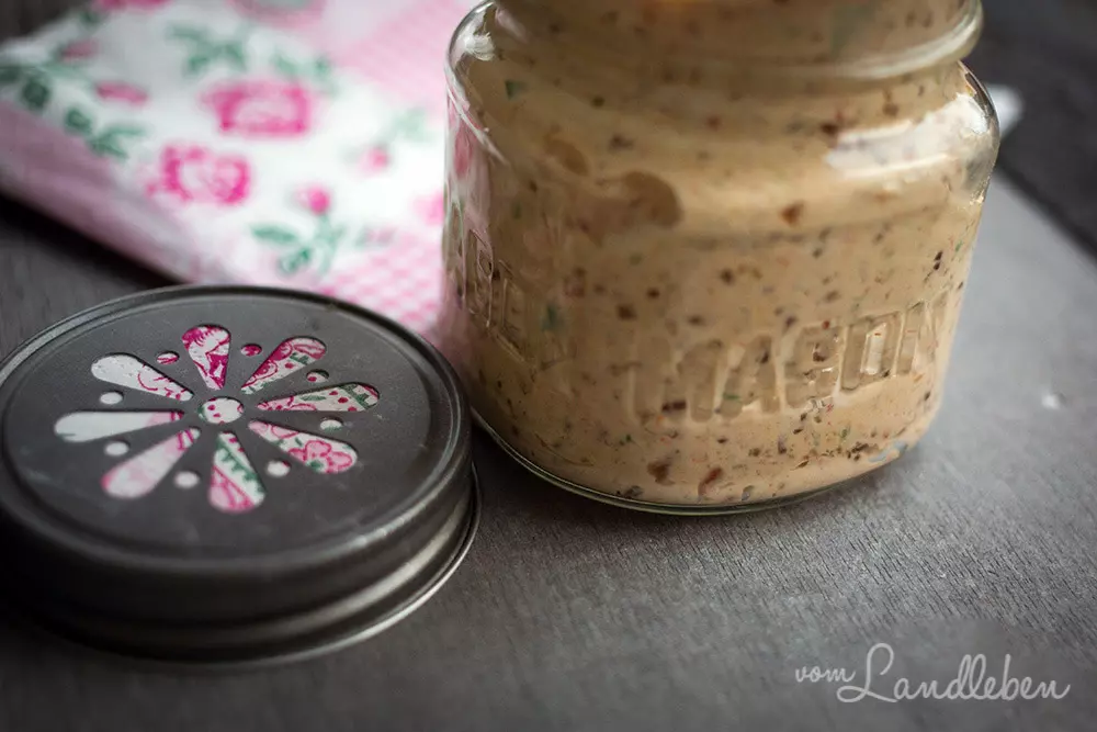 Rezept: Pikante Dattelcreme