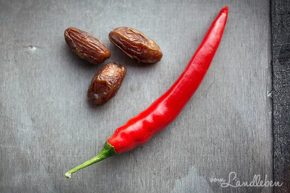 Rezept: Pikante Dattelcreme