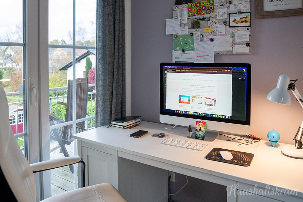 Mein Schreibtisch im Home Office