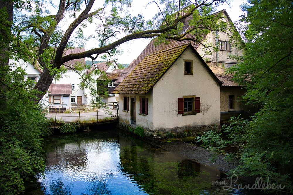 Der Blautopf in Blaubeuren