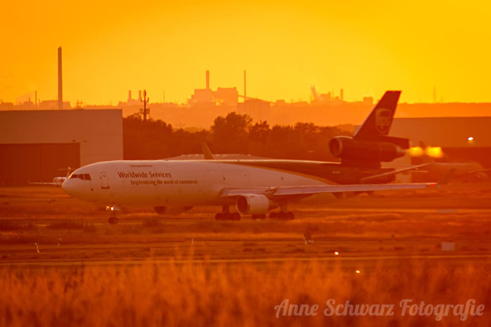 Flugzeuge fotografieren: spotten am Flughafen Köln/Bonn