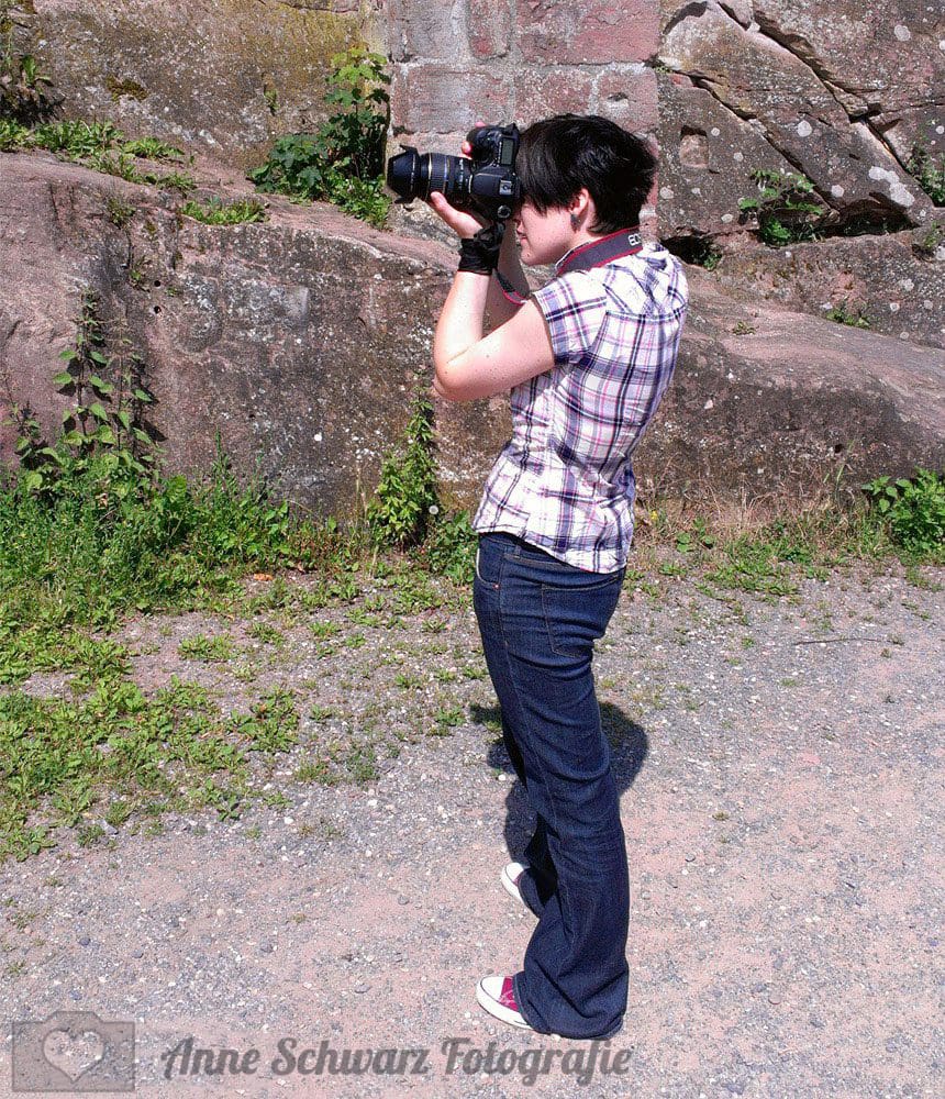 Anne Schwarz 2015 beim Fotografieren