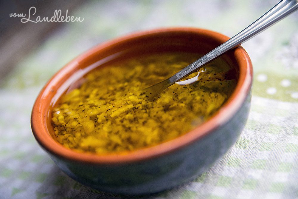 Selbstgemachtes Knoblauchöl