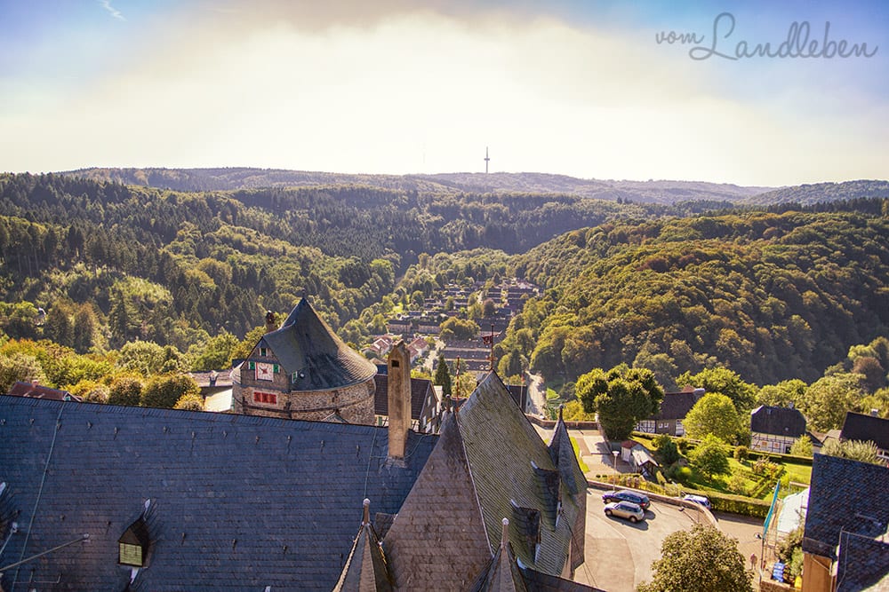 Schloss Burg - das Wahrzeichen des Bergischen Landes
