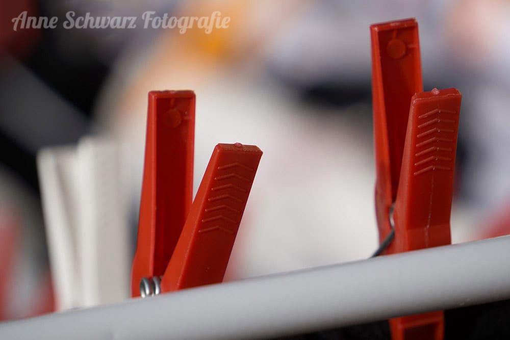 Testfoto Sony alpha 6000 - Wäscheklammern