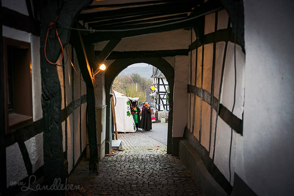 Katharinenkirmes – Mittelaltermarkt in Stadt Blankenberg
