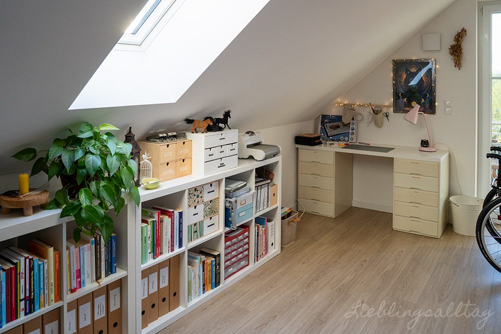 Arbeitszimmer nach dem Umräumen