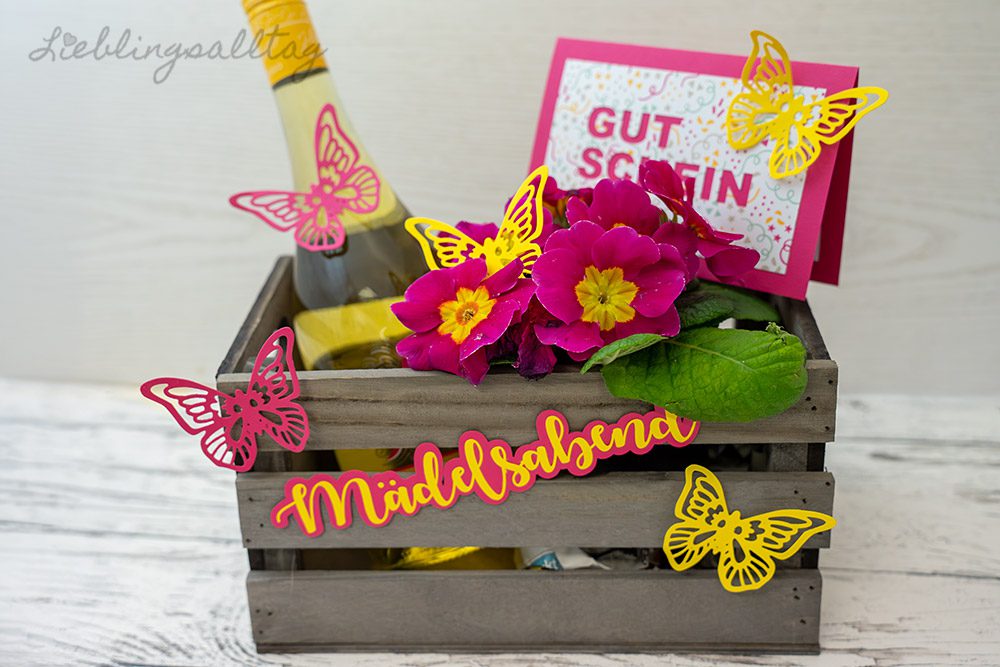 Mädelsabend-Geschenkkiste plotten