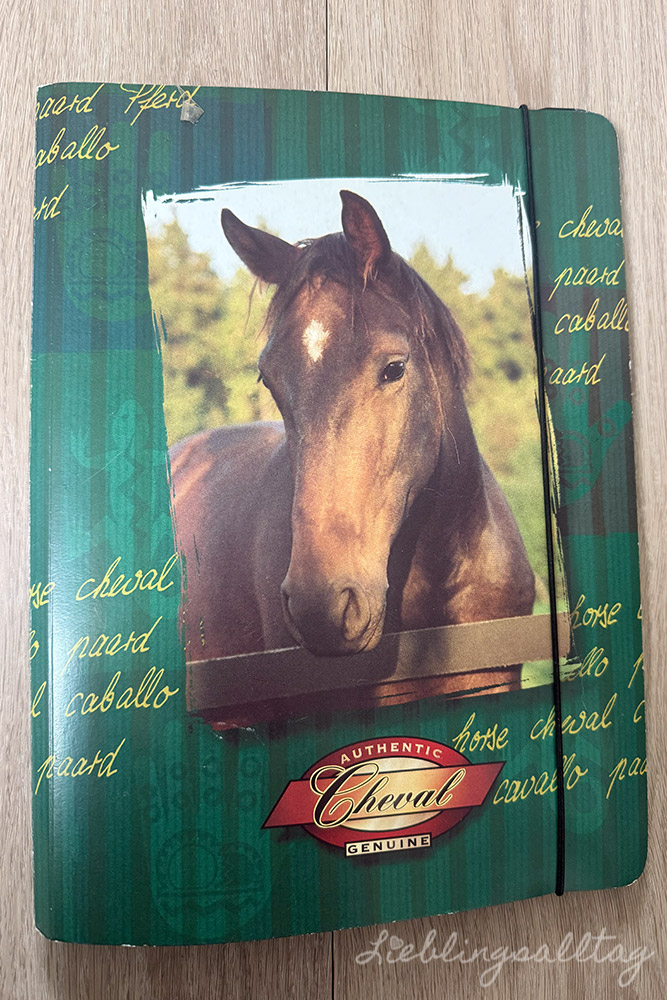 Schreibwaren mit Pferden aus den 90ern